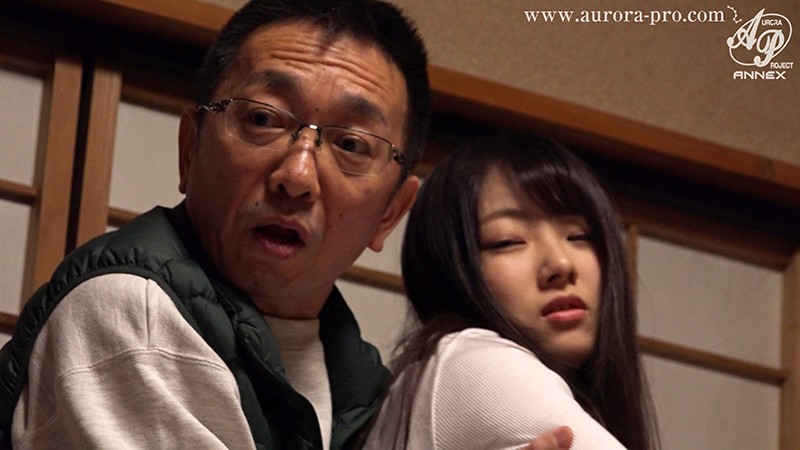 レズカップル山ガール 輪姦凌辱＆強制懐妊 壊されてゆく極上女子大生 汗と愛液に咽び泣く淫極の山荘 星奈あい 平花 - サンプル画像 - 13