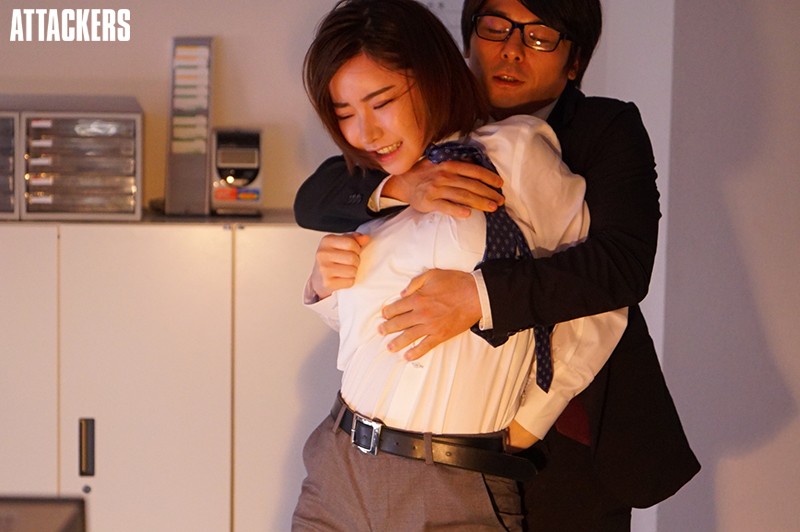 幼馴染に男装がバレて、レ●プの日々が始まった。 深田えいみ - サンプル画像 - 8