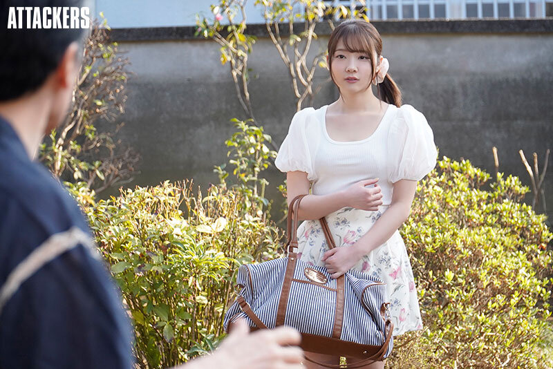 「オジサン、ただいま」処女を奪ったエマちゃんが10年ぶりに帰ってきた。 二葉エマ - サンプル画像 - 1