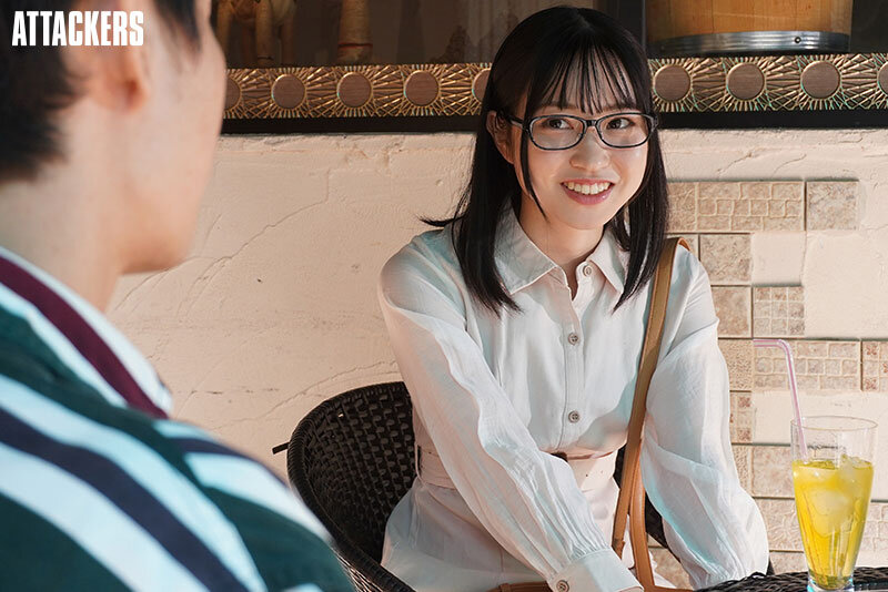 バイト先の中年店長に全身舐め回されて完堕ちしてしまった女子大生。 小栗みゆ - サンプル画像 - 4