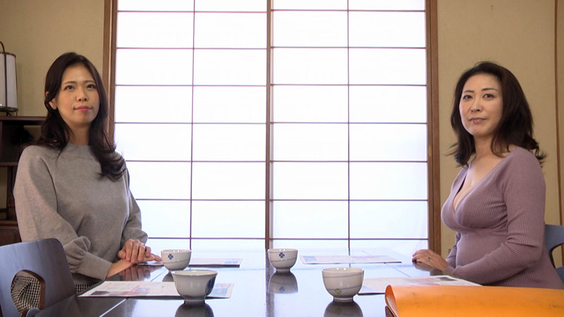 四十路レズ ～夫の留守に巨乳ママ友とレズ交尾～ 天野るみ 桃井しずか - サンプル画像 - 2