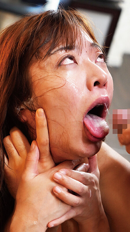 性獣伝説 精飲からの痙攣白目イキ！ イキ過ぎた性欲の果てに全てが崩壊する見た目は普通の女 水川潤 - サンプル画像 - 11