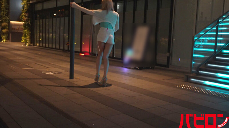 胸糞可愛いパイパンスレンダー金髪ギャルに連続中出し クラブナンパ RinRin 凛々 - サンプル画像 - 1