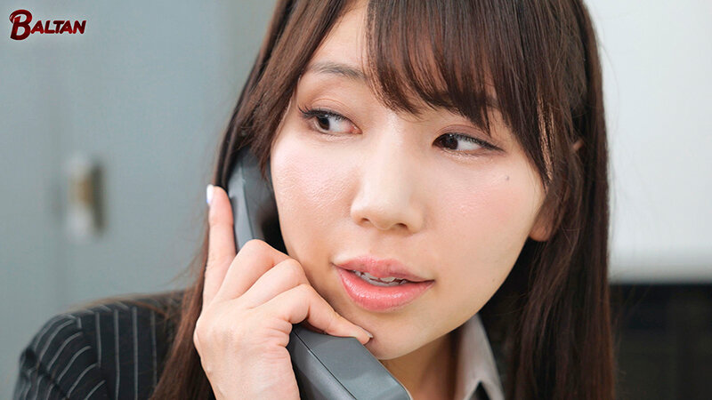 男に媚びず射精を管理して立場を理解させる淫腕OL 美丘さとみ - サンプル画像 - 1