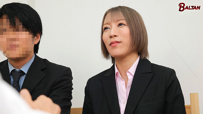 出張先で相部屋になった奥手な上司を誘惑し限界まで射精させるOL 大川月乃 - サンプル画像 - 1