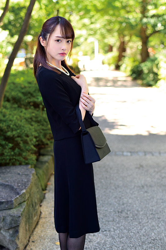 喪服未亡人と濃厚性交。Vol.007 - サンプル画像 - 14