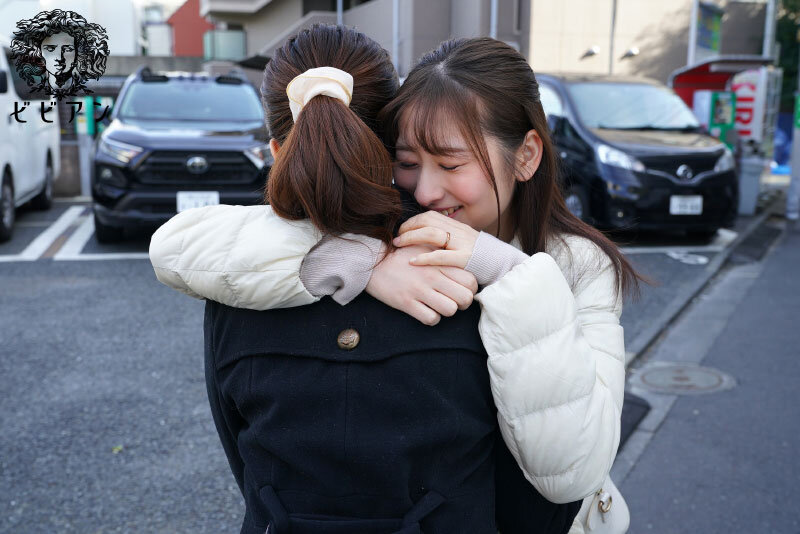学生時代の恋人と偶然の再会―。 失われた時間を取り戻すように不倫セックスに溺れていく愛人堕ちレズビアン 小花のん 末広純 - サンプル画像 - 1