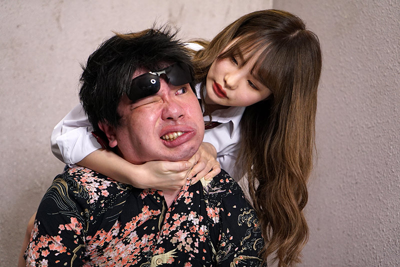 小悪魔女王蹂躙地獄 エピソード:激熱！秘密結社のドSな美少女 松本いちか - サンプル画像 - 1