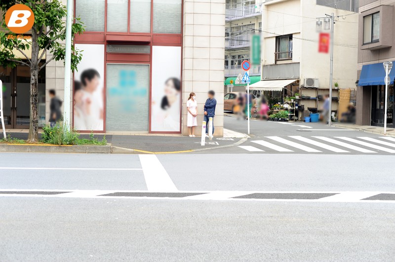 ナンパしてそのままAVデビュー 現役Gカップ歯科衛生士 茅原里恋 - サンプル画像 - 2