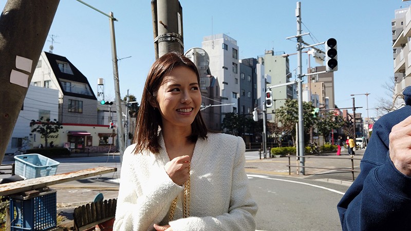 THE ドキュメント 本能丸出しでする絶頂SEX 欲求不満なスレンダー美女を極太チ●ポで乱交ハメ倒す 武藤あやか - サンプル画像 - 1