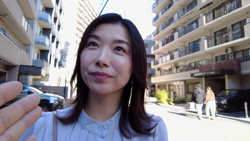 THE ドキュメント 本能丸出しでする絶頂SEX 美人人妻女教師が久しぶりのチ〇ポでカラダを震わせイキまくる 加藤ツバキ - サンプル画像 - 1