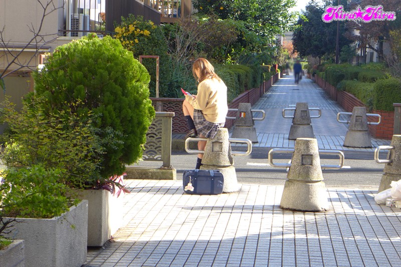 すんごいおバカだけど精子飲むのは上手なえりちゃん - サンプル画像 - 2