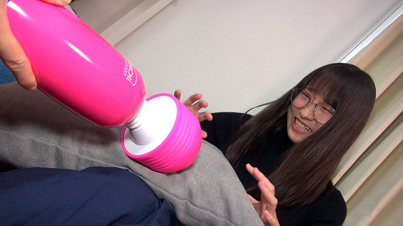 写真スタジオで働く理知的黒髪女子 凄テクと絶倫チ●ポでガチアクメ叩き込まれた！ - サンプル画像 - 1