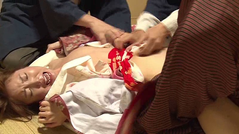 村の掟 許されざる不倫性行為 内村りな - サンプル画像 - 13