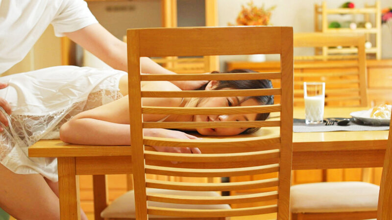 むしゃぶりママ 小松杏 - サンプル画像 - 1