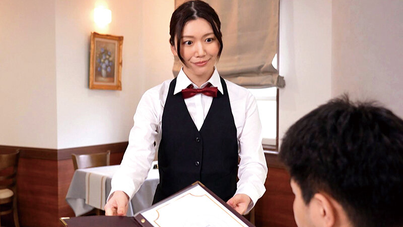 バイト先の憧れの先輩は止まらない性欲を僕のチ●ポで満たす 戸川なみ - サンプル画像 - 1
