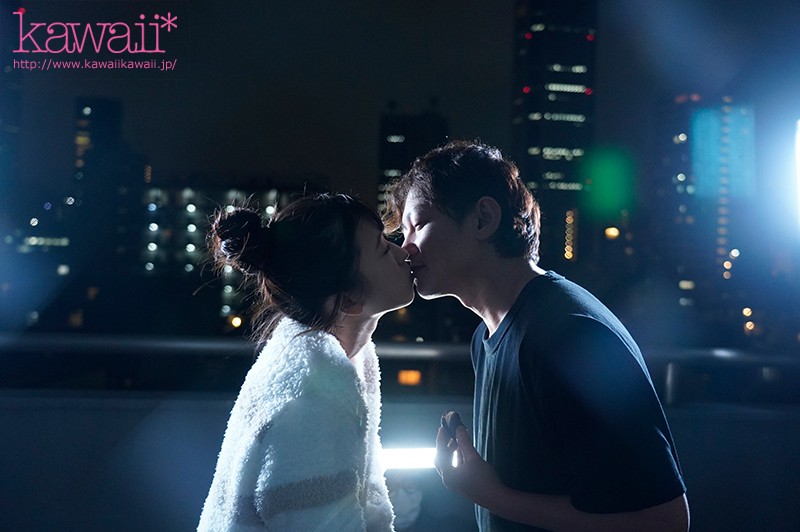 「思い出さない日はなかったよ」1ヶ月間、禁欲し合った遠距離恋愛中の彼女と再会 時間の許す限り何度も何度も中出しし続け愛を確かめ合った 天音ゆい - サンプル画像 - 9