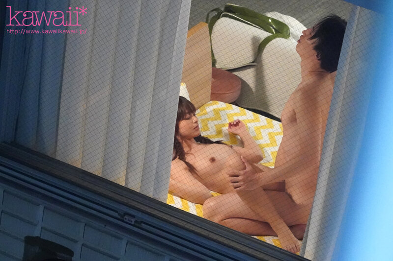 「彼氏とのエッチじゃイケないんだよね…」相談に乗ってくれた幼馴染の巨根がヤバいくらい気持ちよくて… 桜もこ - サンプル画像 - 1