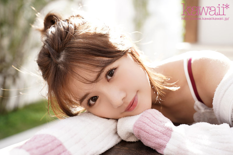 永瀬ゆいTHE FINAL 最後まで自分らしく！！「愛を感じたい！私を奪い合って愛を見せつけて欲しい…」 ファン10名と笑って泣いてハメて抜きまくる愛に溢れた引退感謝祭 - サンプル画像 - 3