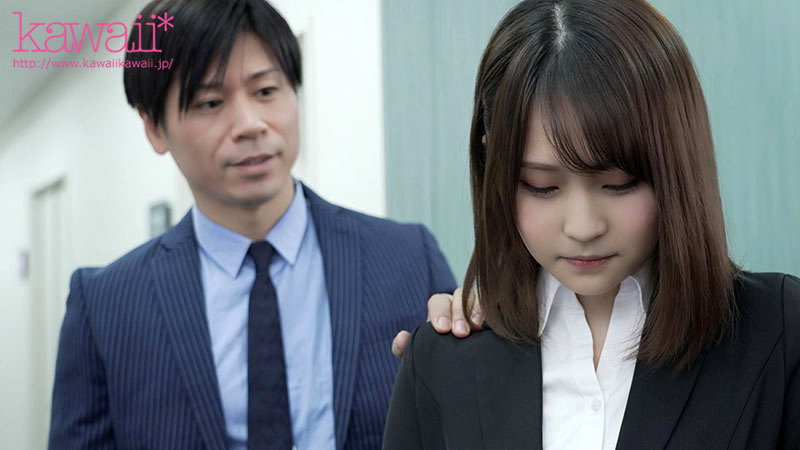 軽蔑している脚フェチセクハラ上司と出張先ホテルでまさかの相部屋で中出し交尾に溺れて… 酒井莉乃 - サンプル画像 - 3