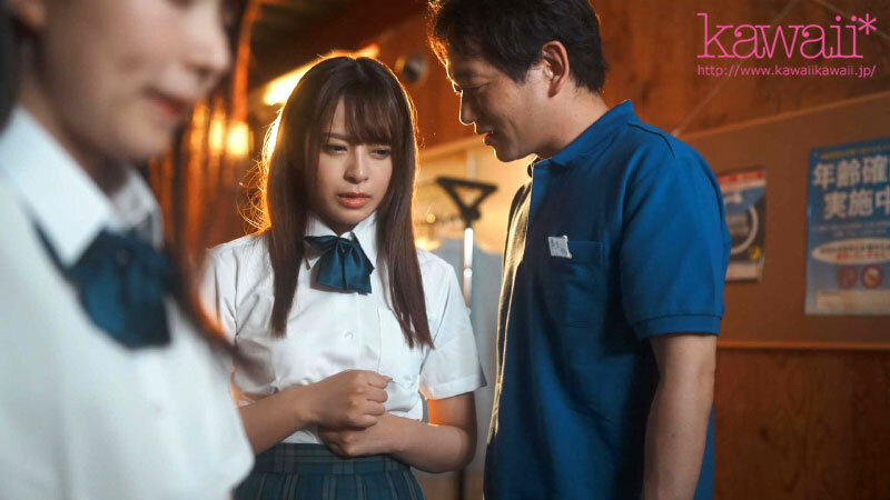 親友にダマされ万引き犯にさせられカラダで償わされる身代わり中出し制裁 桜もこ - サンプル画像 - 3