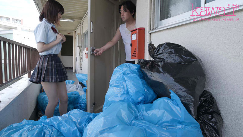 隣人のゴミ部屋で異臭中年おやじに抜かずの連撃中出し51発で孕まされた制服女子の末路… 倉本すみれ - サンプル画像 - 5