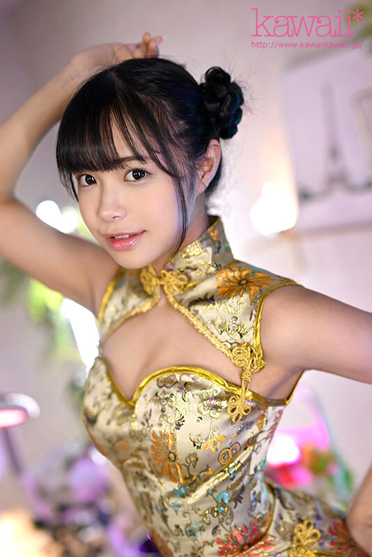 八重歯が可愛い子供っぽい笑顔とロリ顔に似つかわしくない極上射精テクニック 本番OKな匂いがプンプンするチ●ポ大好き新人メンズエステ嬢 花乃はるひ - サンプル画像 - 5