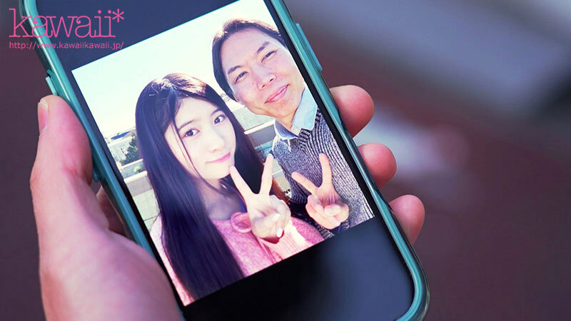 なんで滅茶苦茶にされてダブルピースしてるんだよ…クソが。清楚な彼女は、知らない男の犬でした。 設楽ゆうひ - サンプル画像 - 4