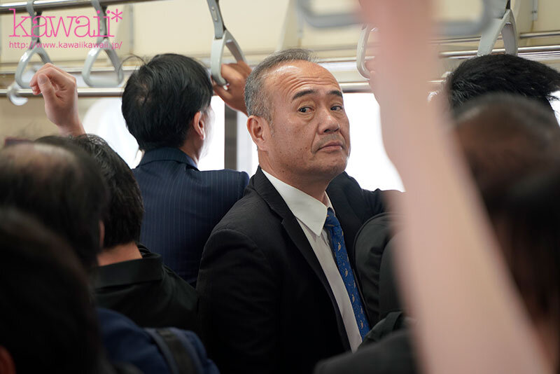 青春の象徴のような爽やか美少女（姉妹）は、義理の父親に痴●被害を受けているらしい…が、何故か通報しない…。気持ちいいって事？ 北岡果林 静河 - サンプル画像 - 4