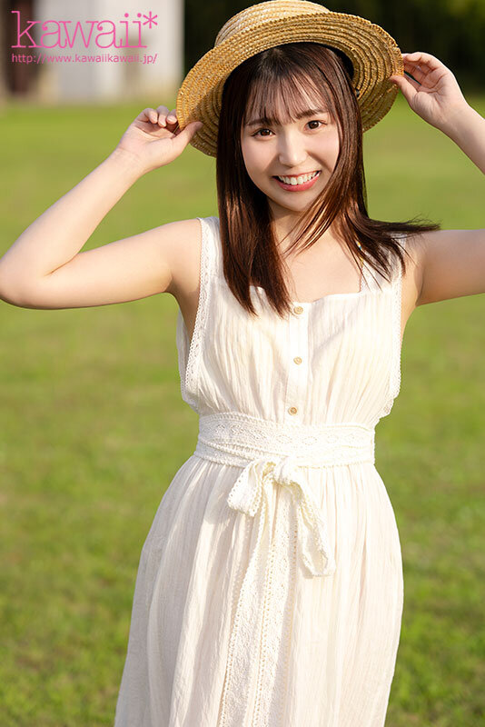 笑顔、超絶フレッシュ！可愛く眩しくよく笑う素人少女を、みいつけた！ 未春ゆう kawaii*新人デビュー→ - サンプル画像 - 1