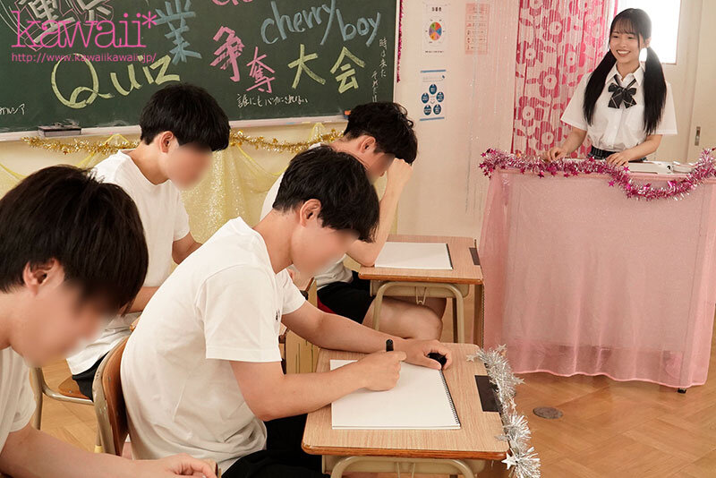 子どもカワイイ童顔女子が童貞クンおち●ぽザーメンを無邪気におま●こで受け止める、合法中出し筆下ろし！ ひなたなつ - サンプル画像 - 9