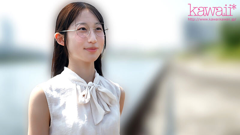 一番有名で賢い大学で最も華奢ドスケベな変態女子大生が、理性ぶっ壊れマジキチ馬鹿になる。宙に舞うほどアクメ反りびっくんびっくん痙攣潮吹きドM開発されて遂に正式デビュー 白鳥怜 - サンプル画像 - 1