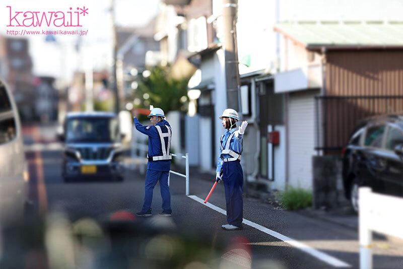 史上最も幼くエッチなAカップ合法ロリ交通警備員 AVデビュー 翔乃そら - サンプル画像 - 3