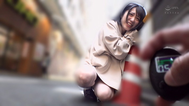 恥ずかし！飛びっこお股に大都会を露出散歩する究極の羞恥サバイバル 堀北わん - サンプル画像 - 1