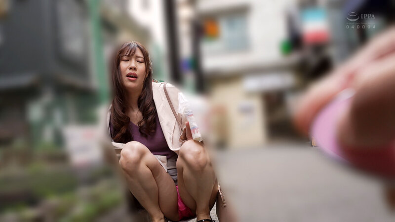 恥辱、陵●、とびっこ装着・繁華街デート！4 ～人妻編 水端あさみ - サンプル画像 - 3