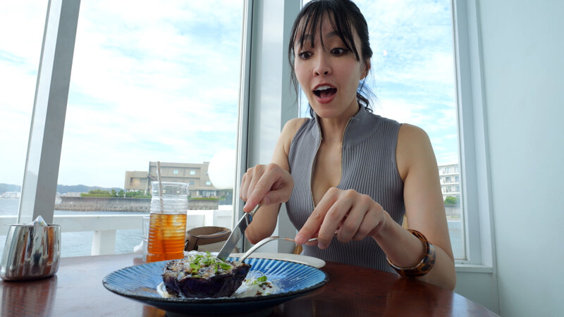 Hカップのイケてる女と2人っきりの丸一日とびっこ海デート 宇佐美すい - サンプル画像 - 2