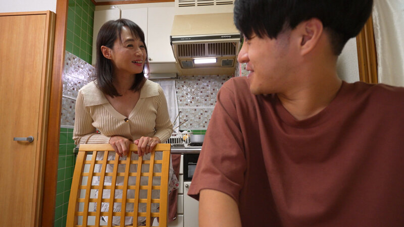 引き篭りのボクを毎日SEXで誘惑して立ち直らせてくれた義母6 安野由美 - サンプル画像 - 1