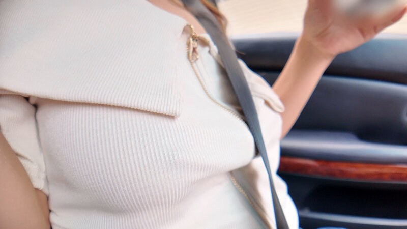 ノーブラ美巨乳ポヨンポヨンおっぱいデート4 椿りか - サンプル画像 - 1