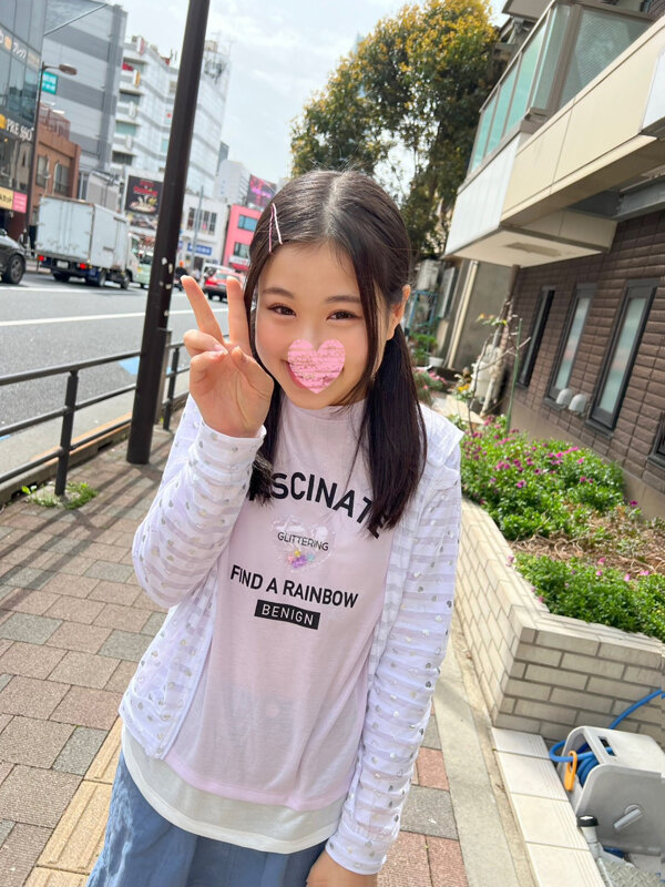 小さい女の子の極小ワレメにメリメリチ〇ポを押し込み無邪気な笑顔が引き攣り「やめて…、やめて…」と拒絶しても猛ピストン繰り返す - サンプル画像 - 2