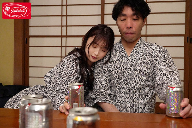 出張先の相部屋で酔ったら淫乱化する後輩社員にハメ潮トルネード騎乗位で12発痴女られたボク 千川とわ - サンプル画像 - 1