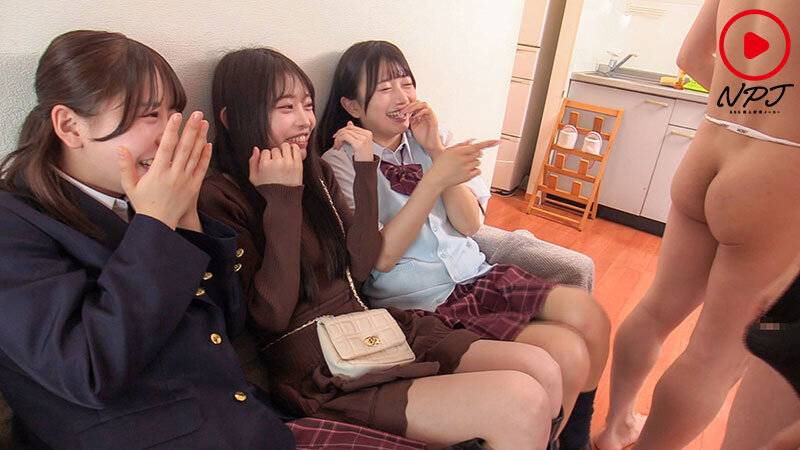 チ○ポを見たがる素人娘たち あの伝説のCFNM企画がかえってきた！？チ○ポを見たがる女たちのかわいいエッチな反応を楽しもう - サンプル画像 - 4