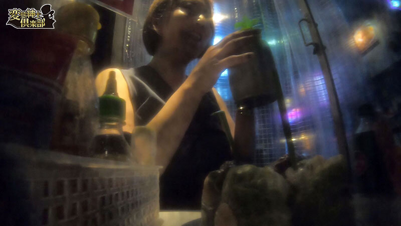 会社のマジメ堅物オンナ上司（ムッツリスケベ）酔わせて媚薬盛ったら淫乱化デカ尻激ピストンにイキ潮吹きまくりキメセク盗撮映像 佐々木咲和 - サンプル画像 - 2