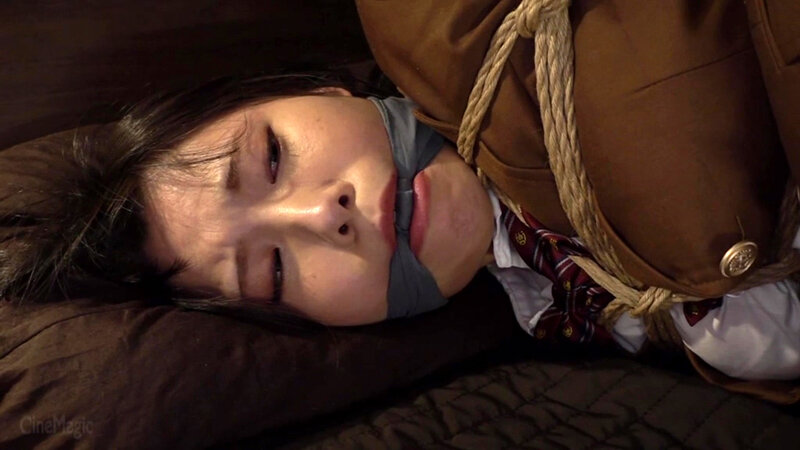 浣腸暴辱新妻鏡 恩師との歯止めない背徳調教 鈴音杏夏 - サンプル画像 - 11