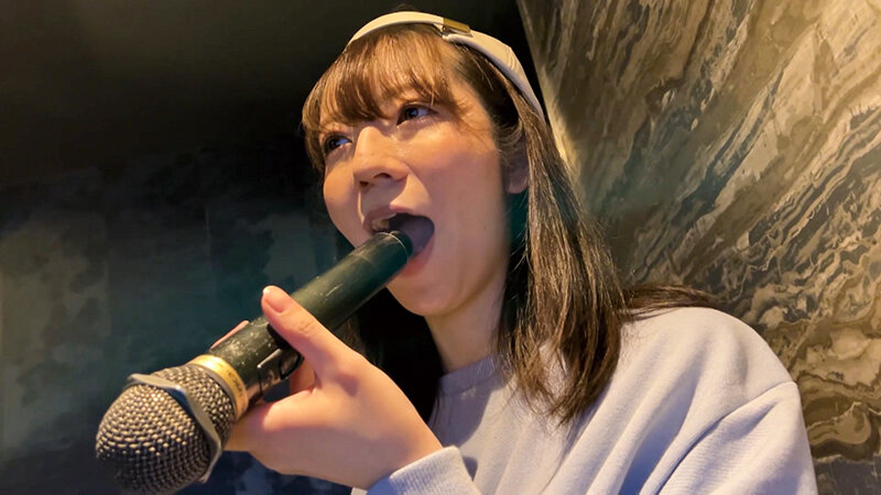 タンポポみたいに飛んでいきそうなくらい軽いふわふわま○こちゃん（いろじろ） と美乳揉み放題カラオケセクパ - サンプル画像 - 3