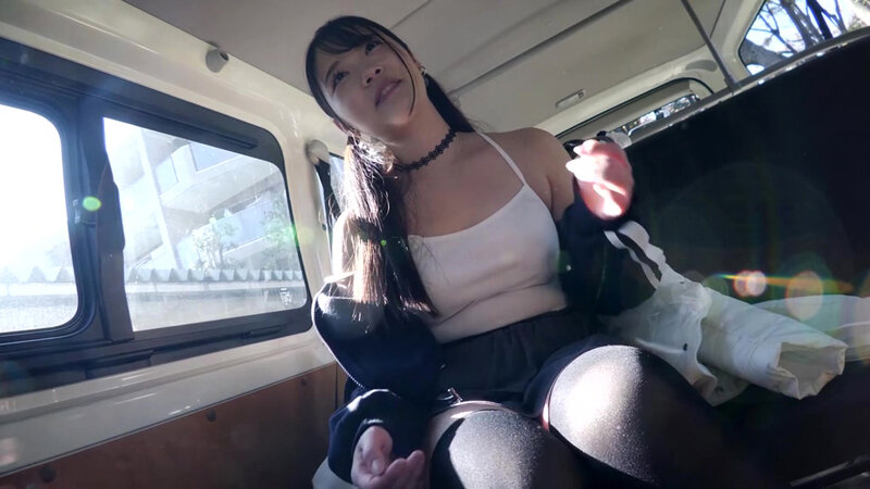 【4K】ヤリマンエマの本気食い！！ 我慢できずに素人逆ナンSEX 二葉エマ - サンプル画像 - 3