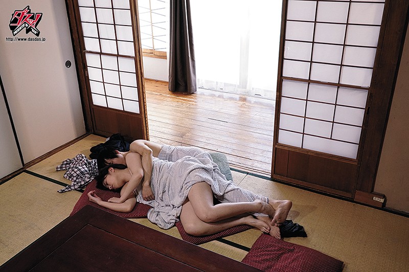 両親が旅行でいない二日間、幼馴染に欲望剥き出しでハメまくった中出し記録。 石原希望 - サンプル画像 - 8