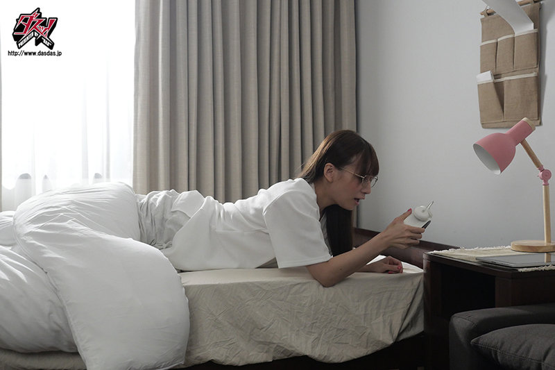 巨チン美少女のザーメンには強●淫乱化させる成分が含まれています。廻道 初川みなみ - サンプル画像 - 10