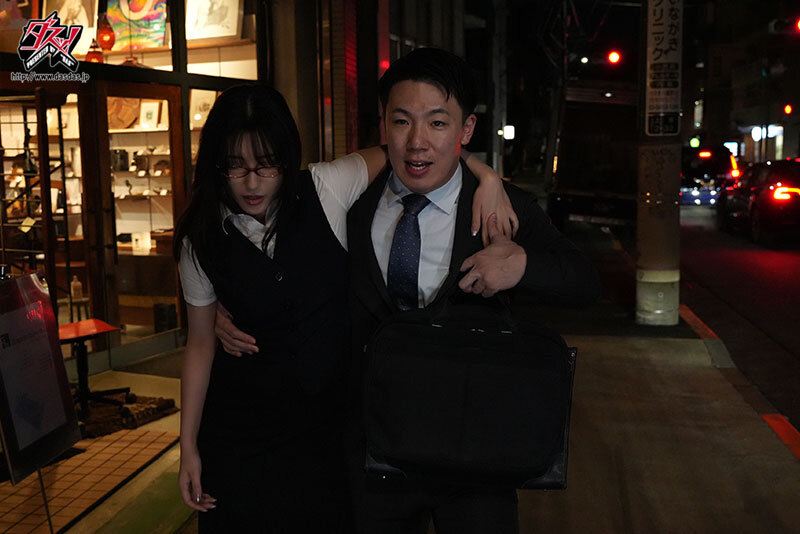 彼氏いない歴=年齢の豊満デカ尻芋女をお持ち帰り姦したら地味な癖に官能的な肢体だったので、バッチバチにハメ管理してやった。 森沢かな - サンプル画像 - 3