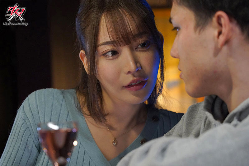 「もう全部夢だから」酔った勢いで浮気セックスしたバイト先の先輩に何度も中出しした最後の夜。 七瀬アリス - サンプル画像 - 1
