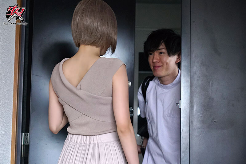派遣マッサージ師にきわどい秘部を触られすぎて、快楽に耐え切れず寝取られました。 春陽モカ - サンプル画像 - 1